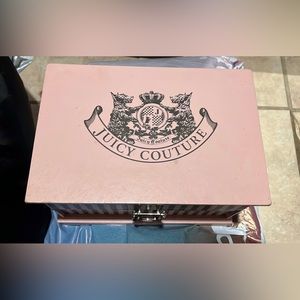 Juicy couture pink jewelry box